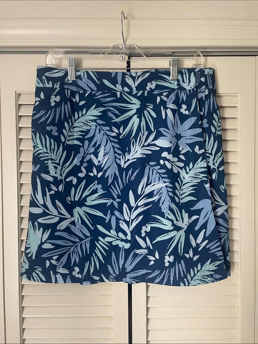 Ripskirt Hawaii Navy Tropical Leaf wrap Skirt Sz M Length 2 above knee